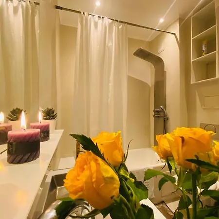Magnifique 60m2 ,3 Pieces , Equipee,tres Lumineux, 2 Minutes A Pied De La Plage Apartment Nice